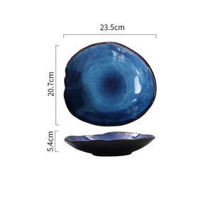 Assiette à salade en céramique émaillée bleue – Plat irrégulier pour service de table